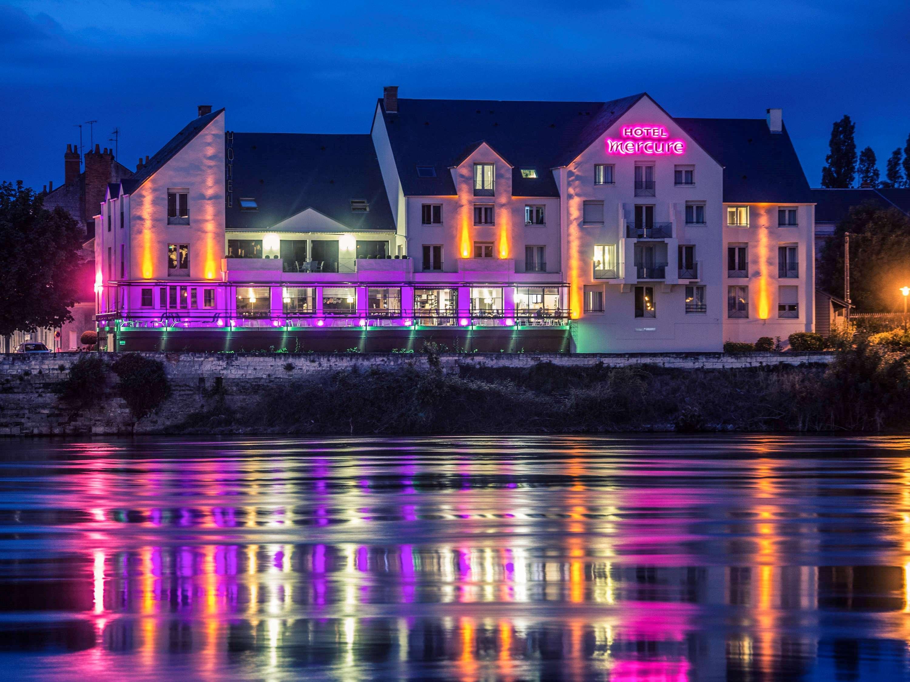 Готель Mercure Bords De Loire Сомюр Екстер'єр фото