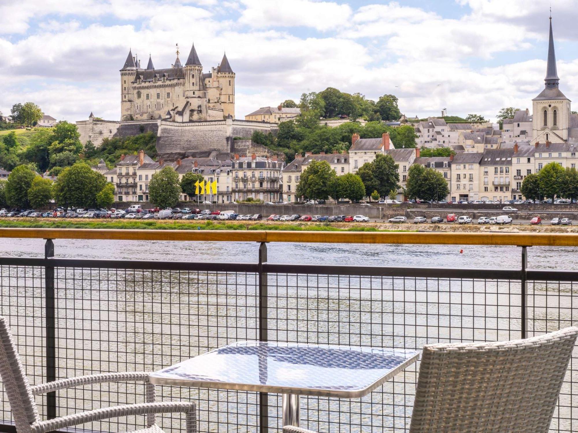 Готель Mercure Bords De Loire Сомюр Екстер'єр фото